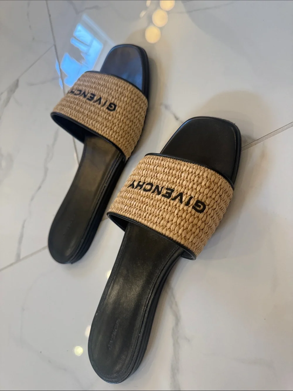 Woven Givenchy Slides, size 41, US 11 - Picture 4 of 5